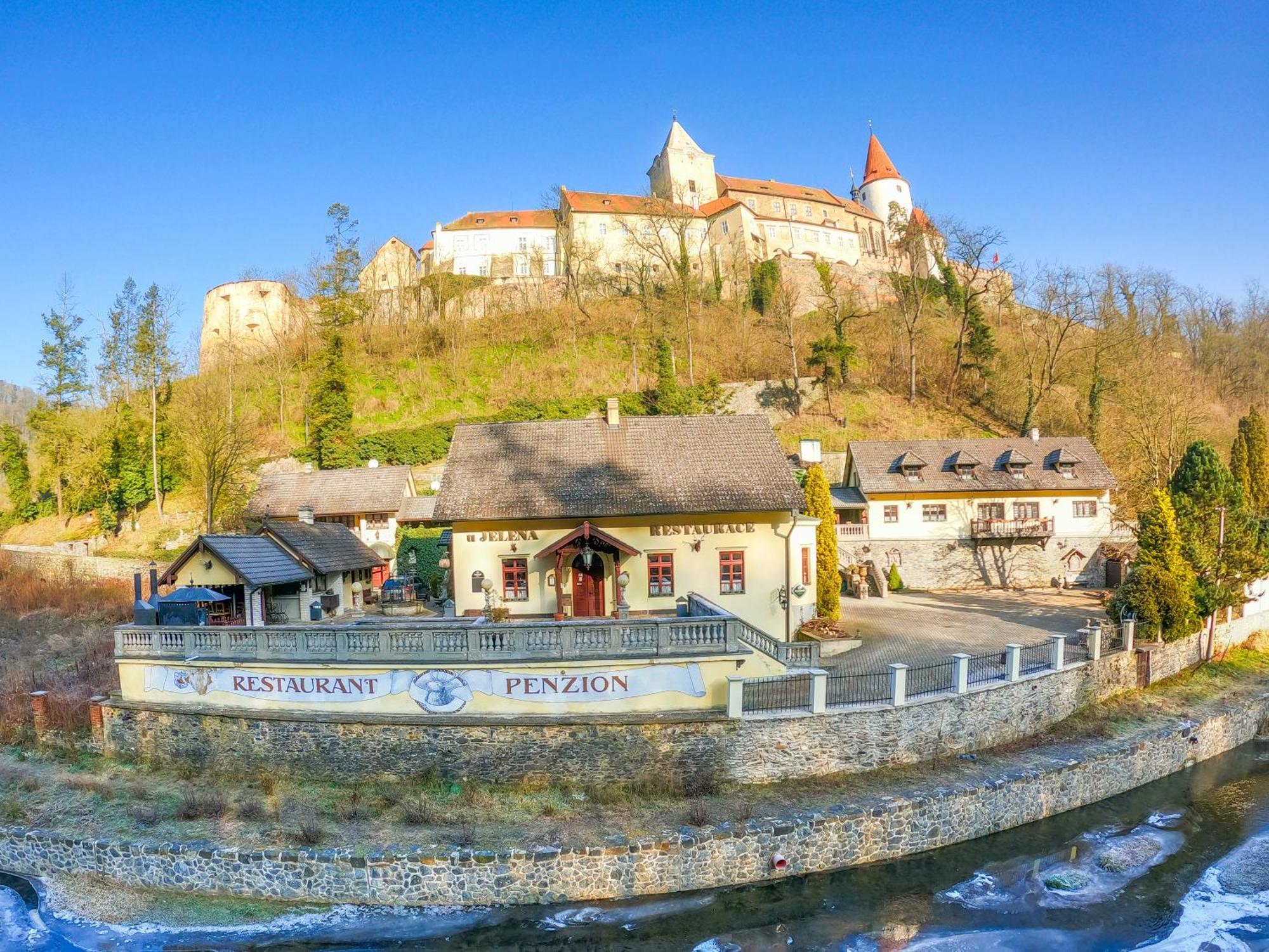 Resort U Jelena Křivoklát Eksteriør bilde